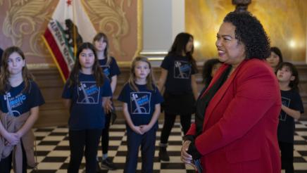 Bonta and students in Rotunda - Bay Area Music Project