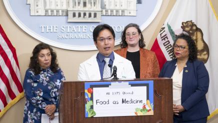 Bonta AB 1975 Food As Medicine PC